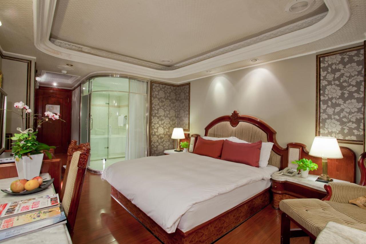 Classic Double Room,749302799:JPEG